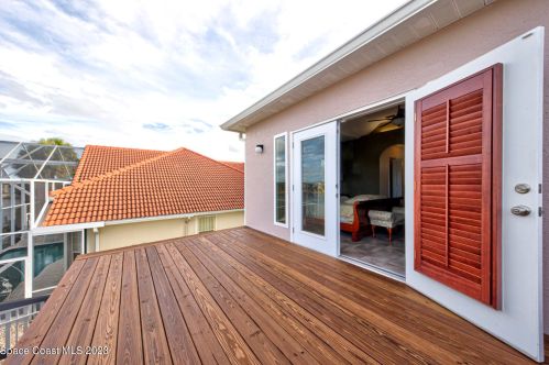 2006 Sykes Crk Dr, Merritt Island FL 32953-3065 exterior