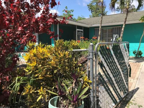 5238 Floridan Ave, Naples, FL 34113-8706