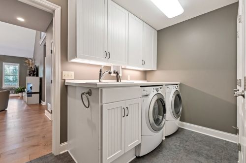 174 Lancaster Ave, Pittsburgh PA  15228-2354 exterior