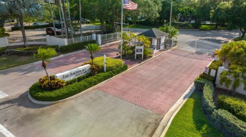 2510 Anchorage Cv, Fort Pierce FL  34952-6226 exterior