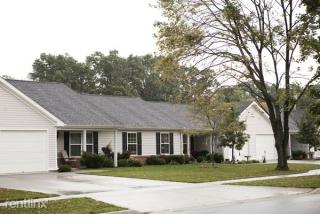 1110 Broadway St, Three Rivers MI  49093-1881 exterior