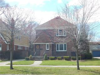 899 Rivard Blvd, Detroit MI  48230-1256 exterior