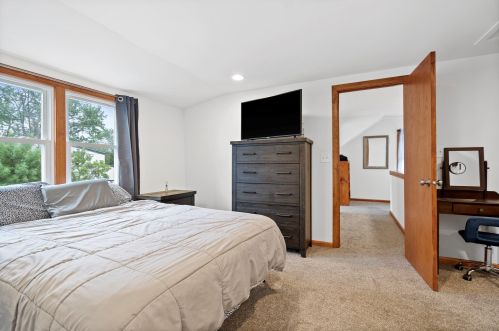 4644 47th St, Milwaukee WI  53220-4110 exterior