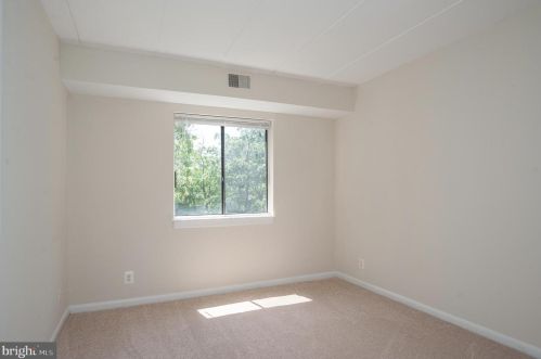 6280 Edsall Rd, Alexandria VA  22312-2609 exterior