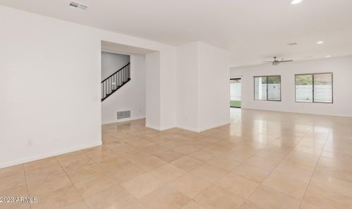 9837 Central Ave, Phoenix AZ 85020-1008 exterior