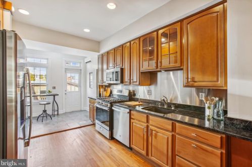 1420 K St, Washington DC 20003-3234 exterior