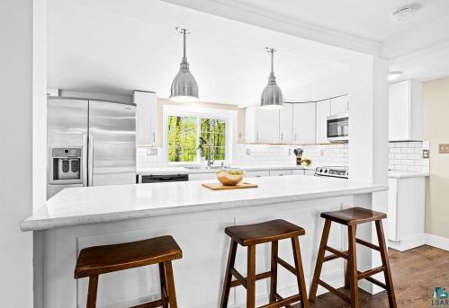 613 Howard Gnesen Rd, Duluth MN 55803-9264 exterior