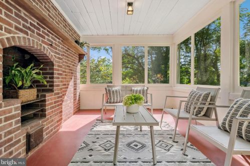 2775 Main St, Trenton NJ 08648-1037 exterior