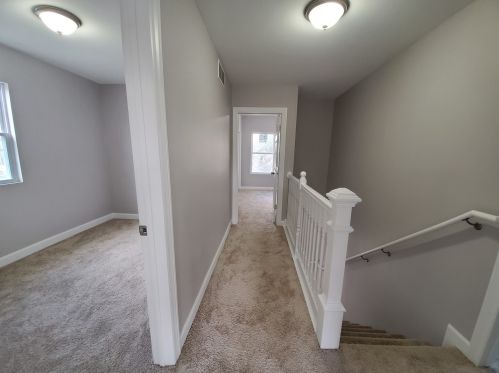 3657 61 St, Chicago IL 60637-2322 exterior