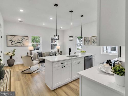 2325 High St, Washington, DC 20020-4970