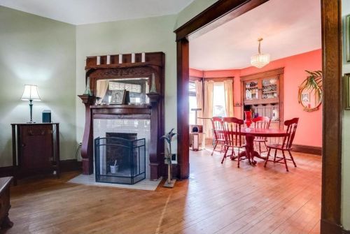 244 Aurora Ave, Saint Paul MN 55103-2302 exterior