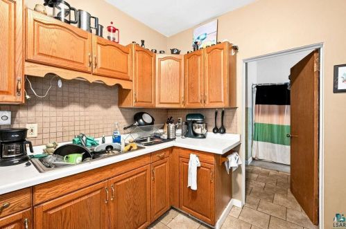 2719 2nd St, Duluth MN 55812-1920 exterior