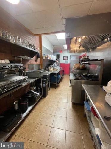 1430 Mckean St, Philadelphia PA 19145-2308 exterior