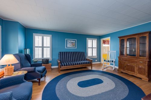 114 Martin Ave, Waukegan, IL 60085-4657