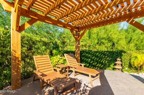 11039 11th St, Phoenix AZ  85020-5852 exterior