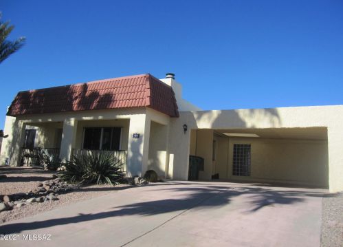 735 Abrego Dr, Green Valley AZ 85614-3637 exterior
