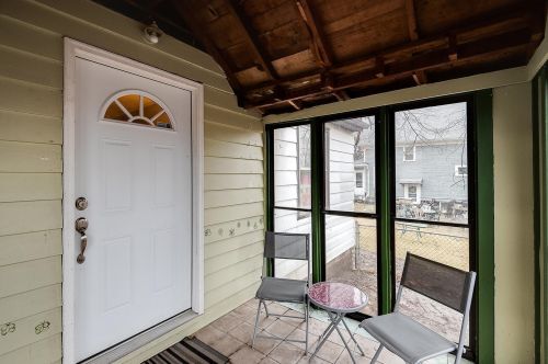 1571 Motor Ave, South Saint Paul, MN 55075-1029