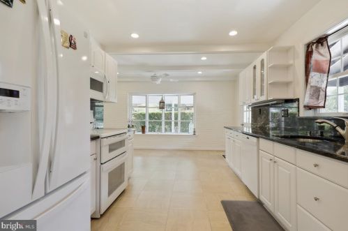 1397 Canterbury Way, Rockville MD  20854-6103 exterior