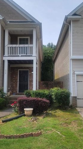 635 Shadow Valley Ct, Lithonia GA  30058-3260 exterior