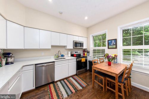 3604 Reservoir Rd, Washington DC  20007-2338 exterior