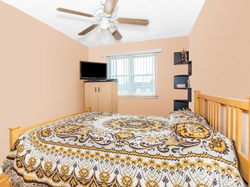 1640 Fowler Ave, Bronx NY 10462-3406 exterior