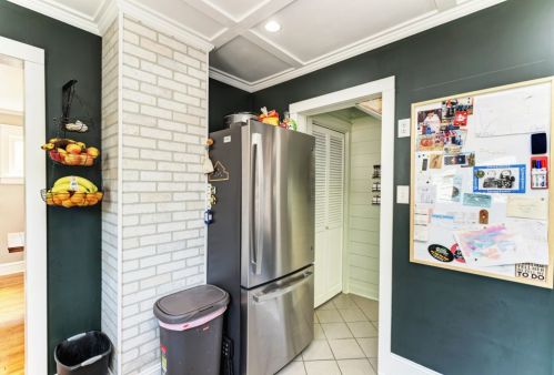 807 Caton Ave, Joliet IL 60435-5704 exterior