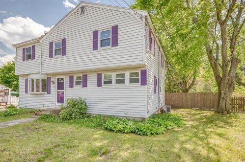 155 School St, Woburn, MA 01801-1949