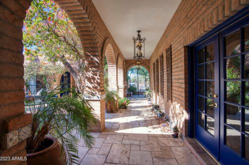 6843 18th St, Phoenix AZ  85042-5706 exterior