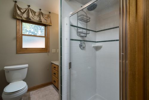 6617 Powell Pl, Milwaukee WI 53213-2980 exterior