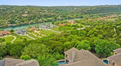 13409 Coleto Creek Trl, Austin TX 78732-2072 exterior