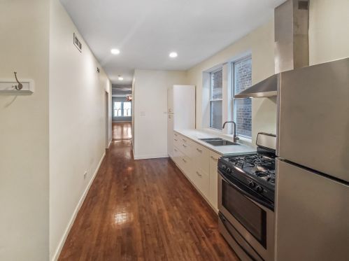 1504 Monticello Ave, Chicago IL 60647-1132 exterior