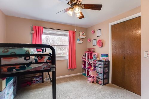 8221 Cleadis Ave, South Saint Paul MN 55076-3321 exterior