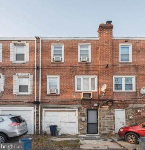 104 Weymouth Rd, Darby, PA 19023-1422