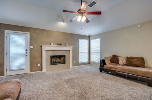 7932 Glenway Dr, Dallas, TX 75249-2018