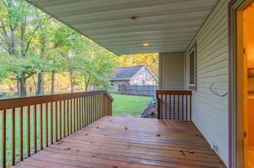 3470 Polonaise Dr, Meskegon MI 49442-1775 exterior