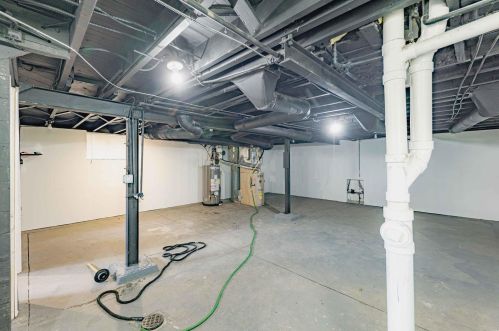 2209 Yale Ave, Saint Louis MO 63143-1425 exterior