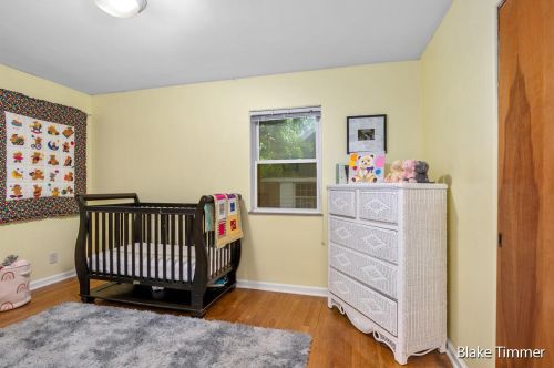 1525 Berkshire Dr, Grand Rapids MI 49508-1423 exterior