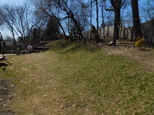 7561 Barbara Ave, South Saint Paul MN 55077-5821 exterior