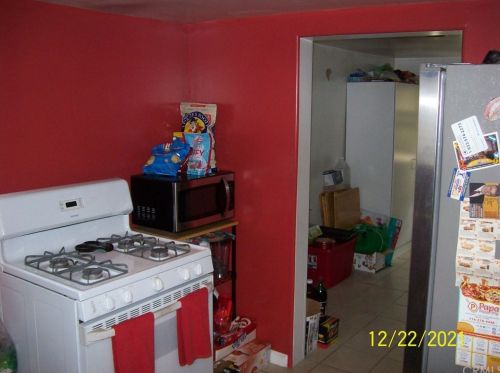 2705 Olive Ave, Fullerton CA 92833-3542 exterior