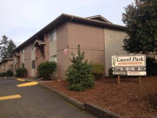 803 Weeks Dr, Salem OR  97303-4956 exterior