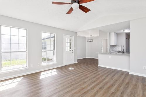 320 Emerald Grn Ct, Atlanta GA 30349-8420 exterior