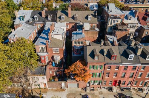 1016 Clinton St, Philadelphia PA 19107-6017 exterior