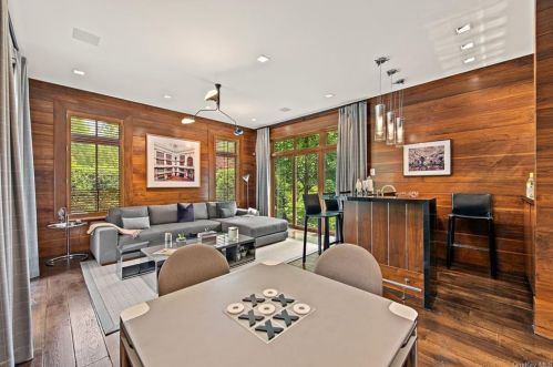 3 Ter Cir, Armonk NY 10504-1112 exterior