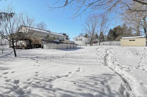 38 Kevin Hts, Poughkeepsie NY 12603-4320 exterior