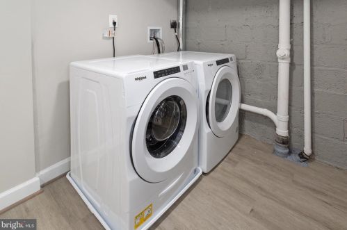 4607 Capitol St, Washington DC 20003-1622 exterior