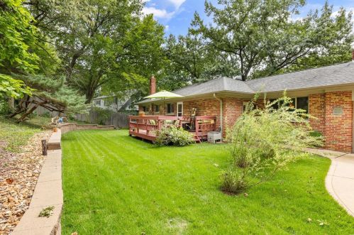 33 Ponca Trl, Saint Louis MO 63122-5105 exterior