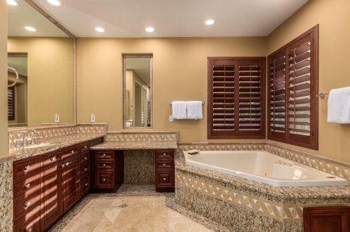 25401 45th Dr, Phoenix AZ  85083-2243 exterior