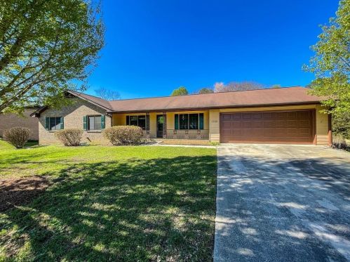 1725 Norton Estates Dr, Lithonia GA  30078-2750 exterior