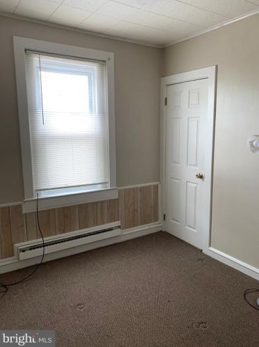 319 Oak St, Pottstown PA 19464-5337 exterior