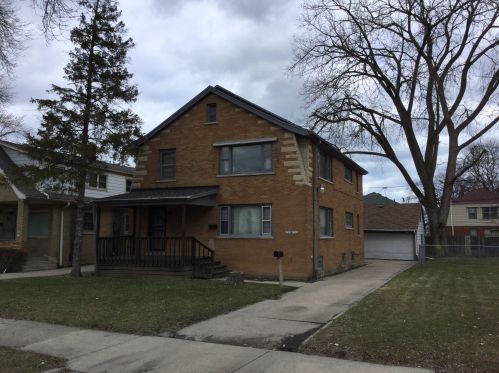 4702 44th St, Milwaukee, WI 53218-5203